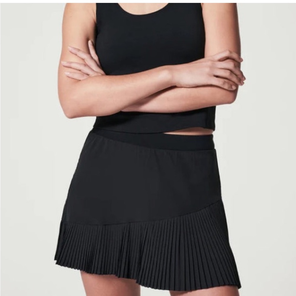 SPANX Black Skater Mini Skirt Pleated Casual - Yes Pleats Skort